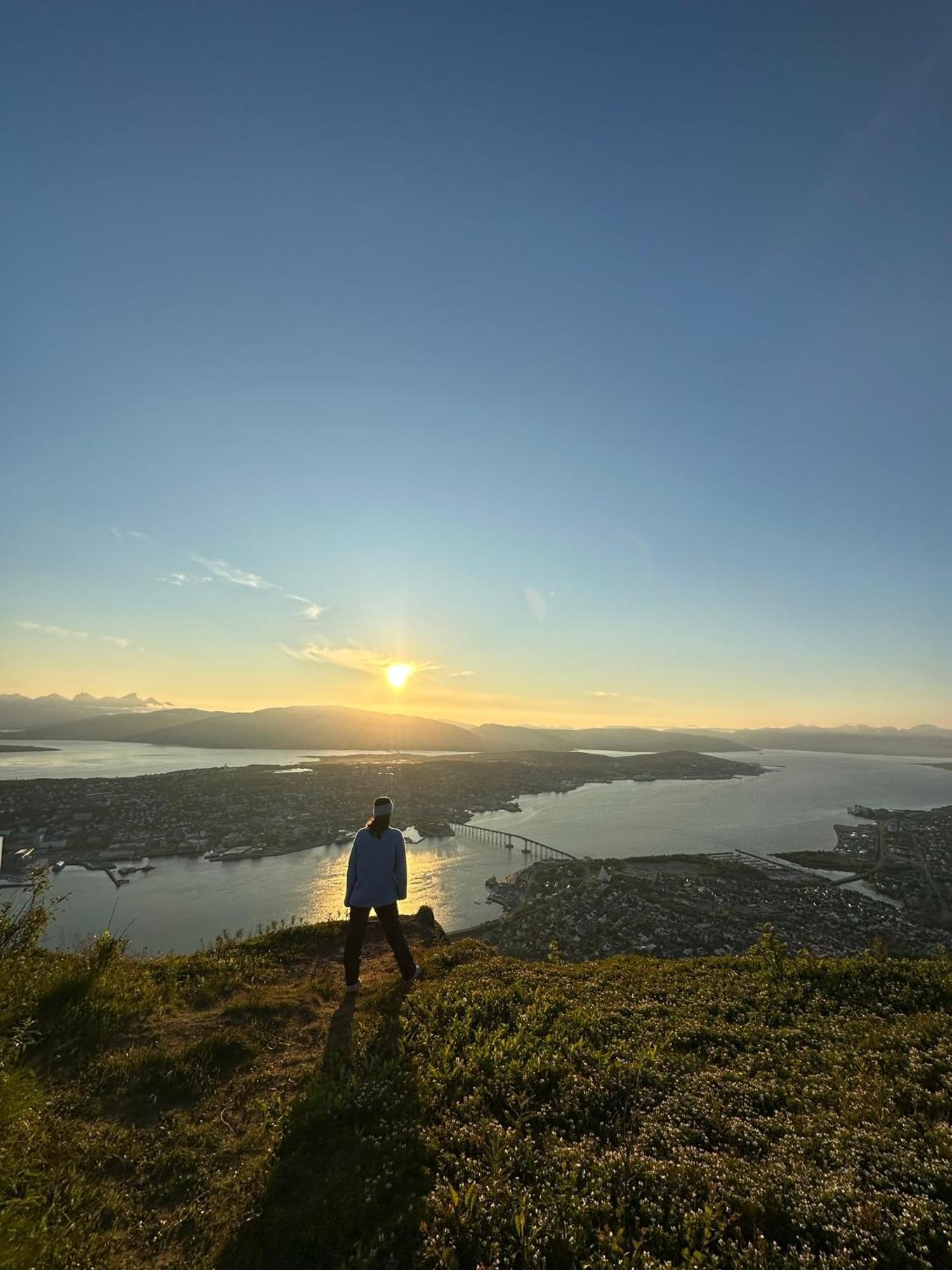 Koselig Byleilighet Sor I Sentrum Av Tromso. Екстер'єр фото